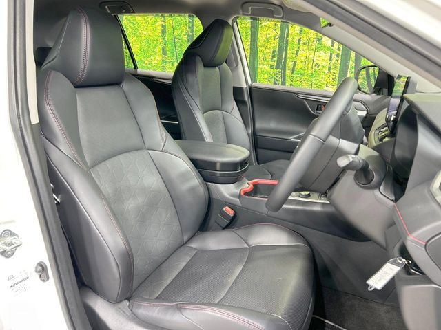 TOYOTA RAV4 HYBRID 4WD 2023 Image 31