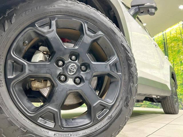 TOYOTA RAV4 HYBRID 4WD 2023 Image 31