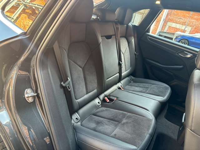 PORSCHE MACAN 2020 Image 31