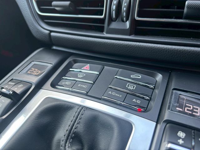 PORSCHE MACAN 2020 Image 31