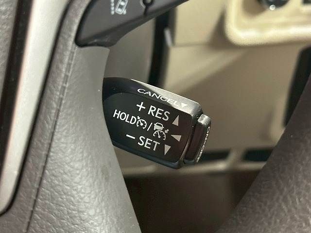 TOYOTA LANDCRUISER PRADO 2023 Image 31