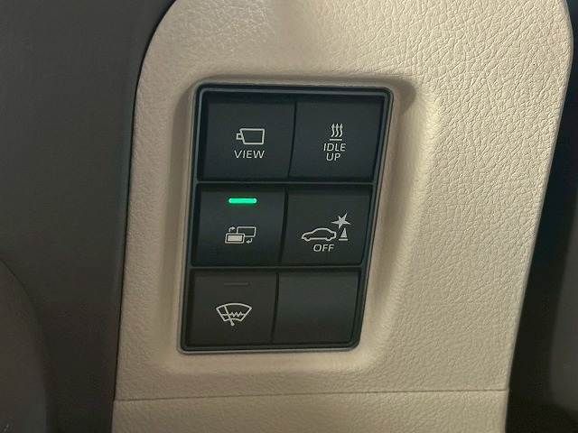 TOYOTA LANDCRUISER PRADO 2023 Image 31