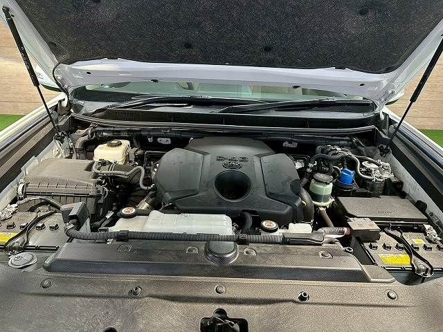 TOYOTA LANDCRUISER PRADO 2023 Image 31