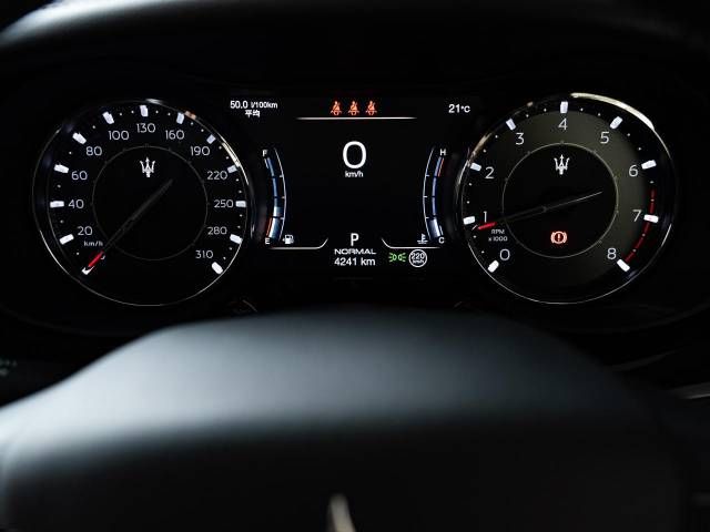 MASERATI QUATTROPORT 2022 Image 31