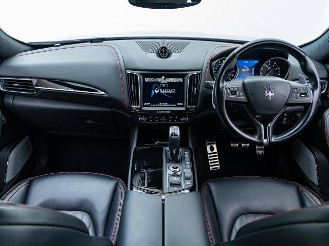 MASERATI LEVANTE 2019 Image 31