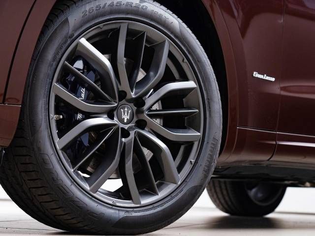 MASERATI LEVANTE 2019 Image 31