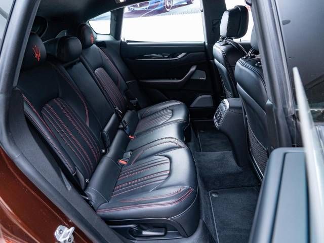 MASERATI LEVANTE 2019 Image 31