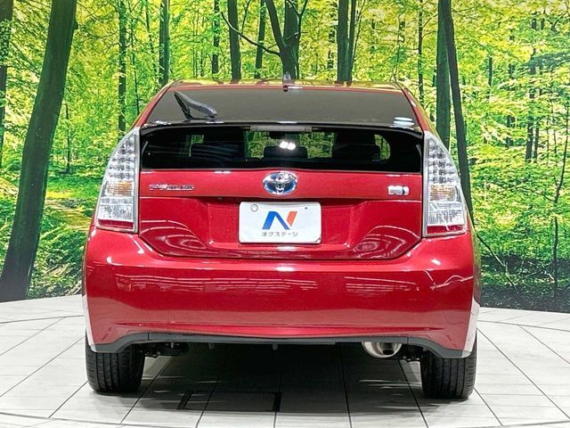 TOYOTA PRIUS 2011 Image 31