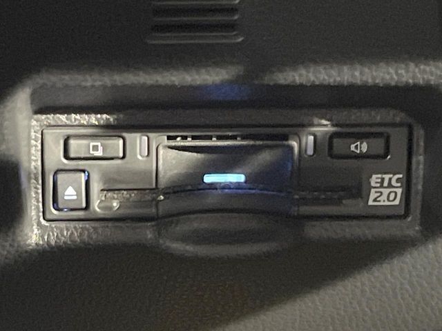 TOYOTA NOAH HYBRID 2023 Image 31