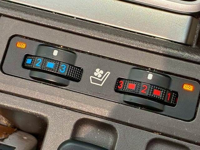 TOYOTA LANDCRUISER PRADO 2021 Image 31