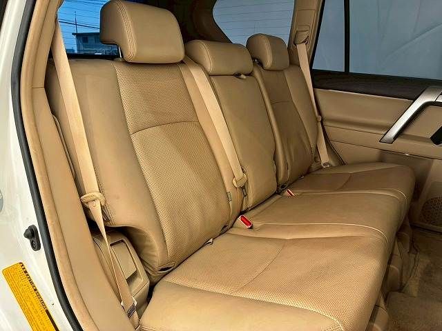 TOYOTA LANDCRUISER PRADO 2021 Image 31