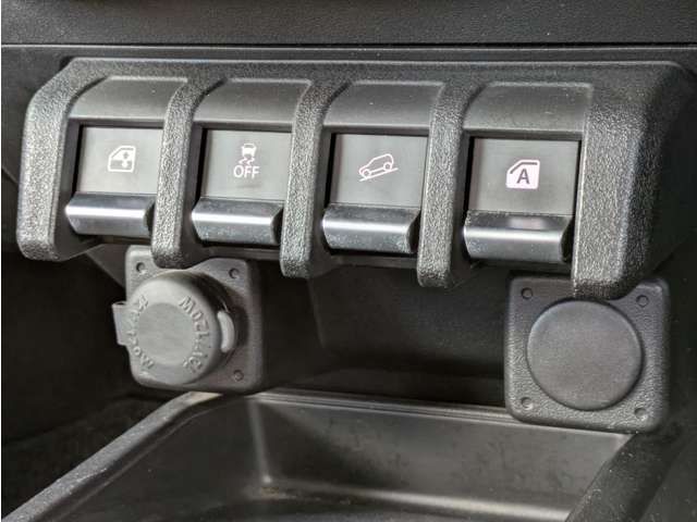 SUZUKI JIMNY 4WD 2018 Image 31