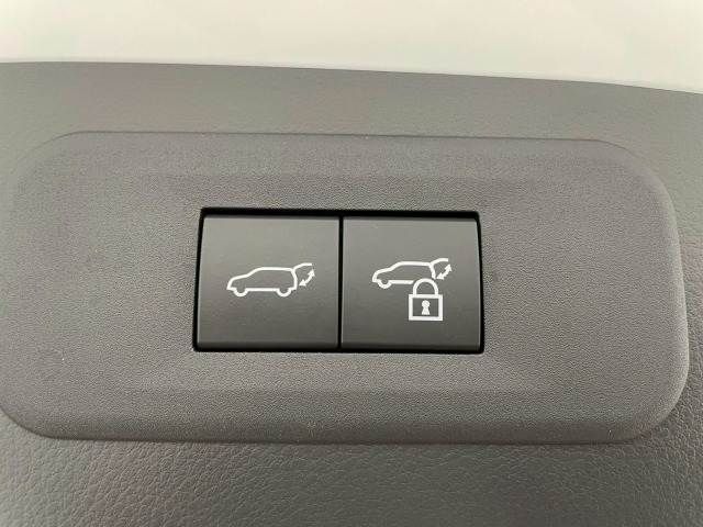 TOYOTA LEXUS NX350H 2022 Image 31