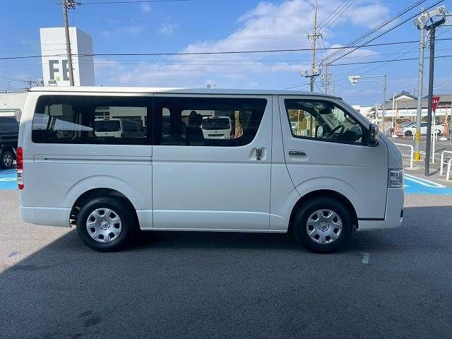 TOYOTA HIACE VAN 2WD 2026 Image 31