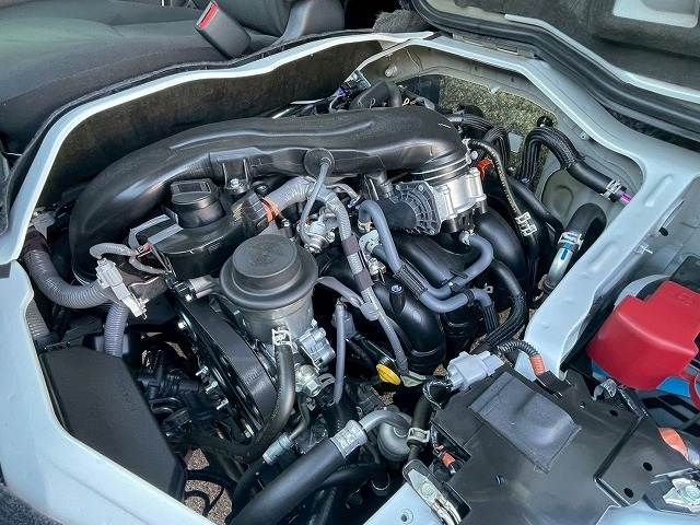 TOYOTA HIACE VAN 2WD 2026 Image 31