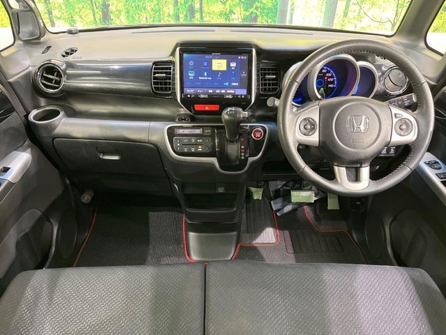 HONDA N BOX 2015 Image 31