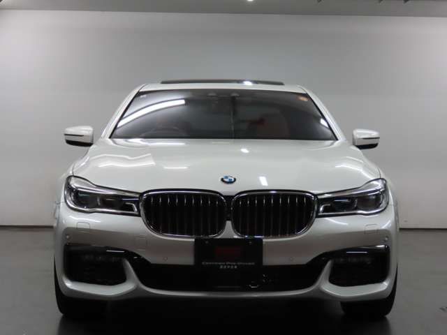 BMW 7SERIES 2018 Image 31