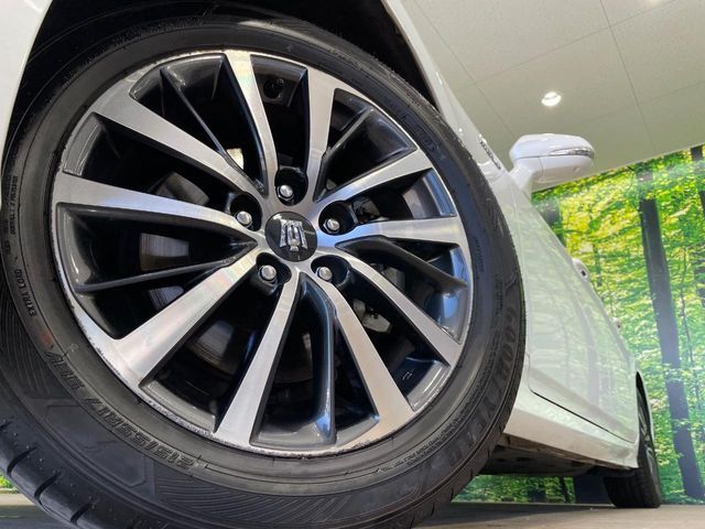 TOYOTA CROWN SEDAN HYBRID 2018 Image 31