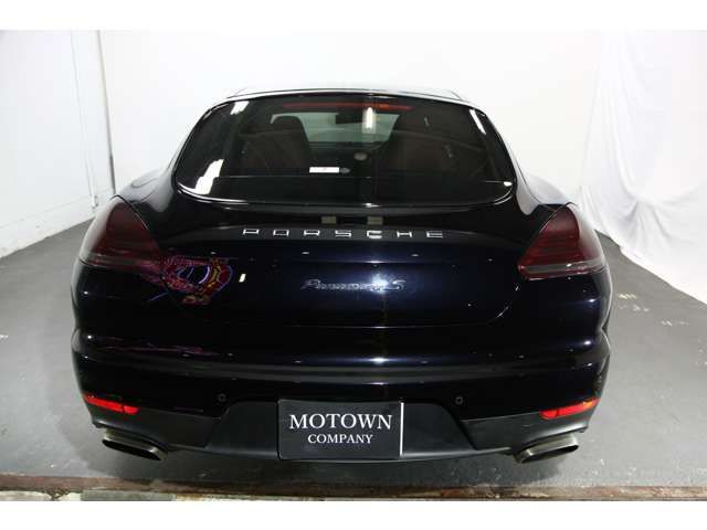 PORSCHE PANAMERA 2016 Image 31