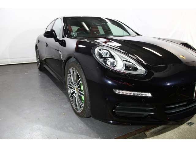 PORSCHE PANAMERA 2016 Image 31