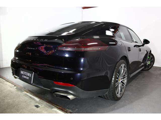 PORSCHE PANAMERA 2016 Image 31