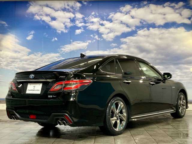 TOYOTA CROWN SEDAN HYBRID 4 2018 Image 31