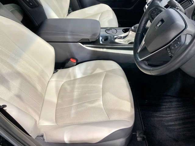 TOYOTA CROWN SEDAN HYBRID 4 2018 Image 31