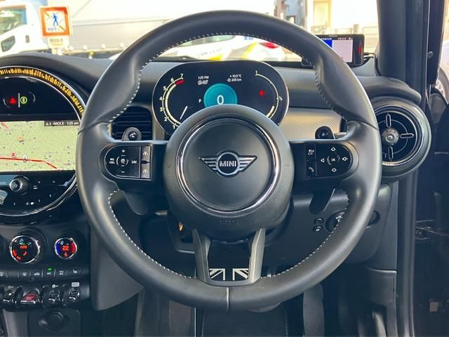 BMW MINI COOPER S 5DOOR 2021 Image 31