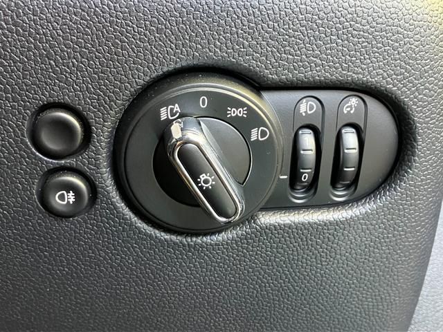 BMW MINI COOPER S 5DOOR 2021 Image 31