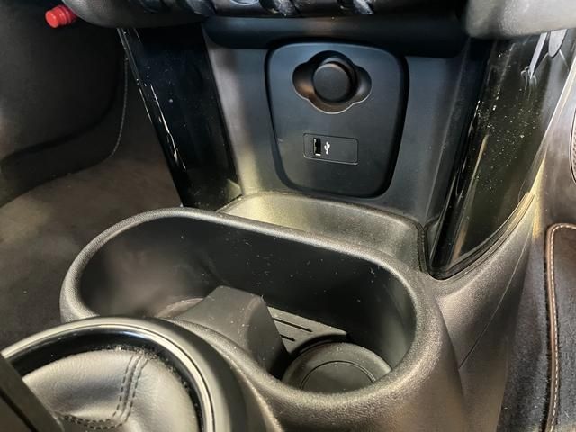 BMW MINI COOPER S 5DOOR 2021 Image 31