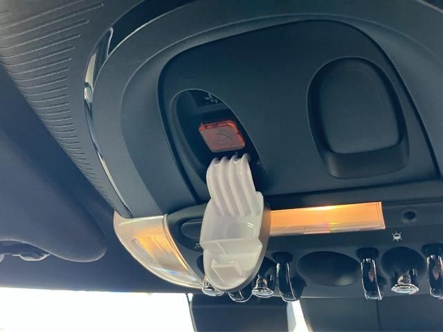 BMW MINI COOPER S 5DOOR 2021 Image 31