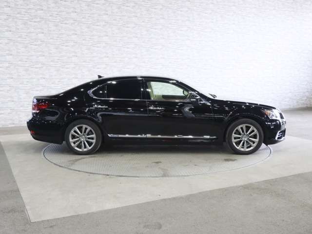 TOYOTA LEXUS LS600H 2013 Image 31