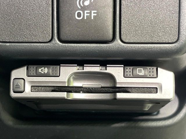 TOYOTA AQUA 2012 Image 31