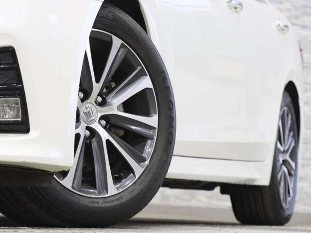 TOYOTA CROWN SEDAN 2016 Image 31