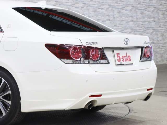 TOYOTA CROWN SEDAN 2016 Image 31