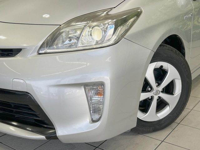 TOYOTA PRIUS 2012 Image 31