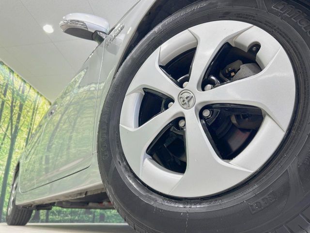 TOYOTA PRIUS 2012 Image 31