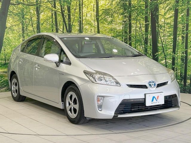 TOYOTA PRIUS 2012 Image 31