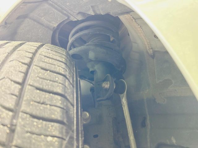 TOYOTA PRIUS 2012 Image 31