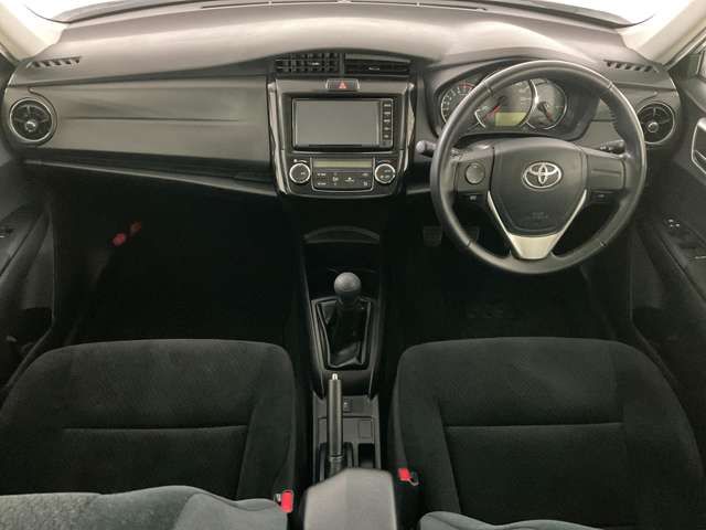 TOYOTA COROLLA AXIO 2017 Image 31