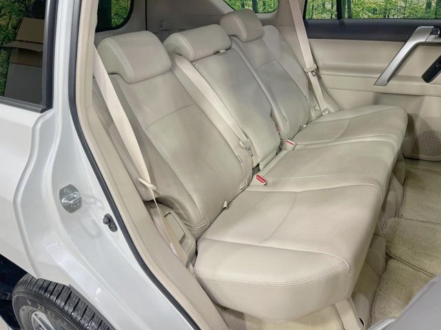 TOYOTA LANDCRUISER PRADO 2023 Image 31