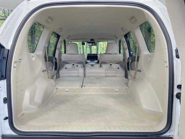 TOYOTA LANDCRUISER PRADO 2023 Image 31