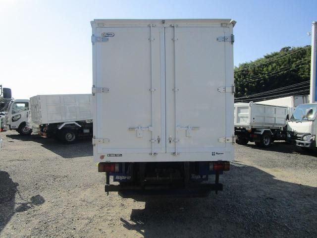 ISUZU ELF 2013 Image 31