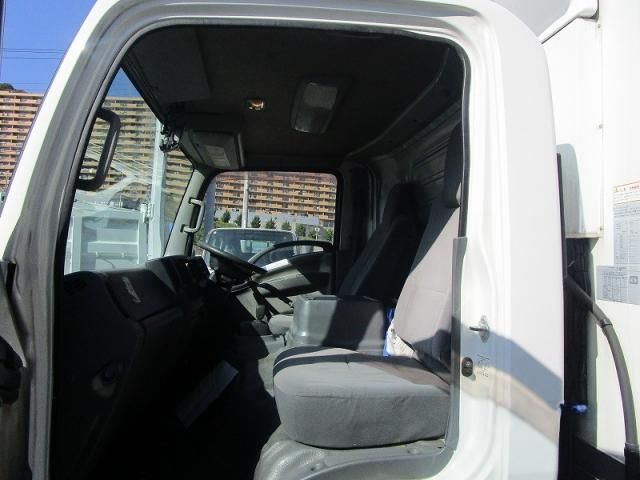 ISUZU ELF 2013 Image 31