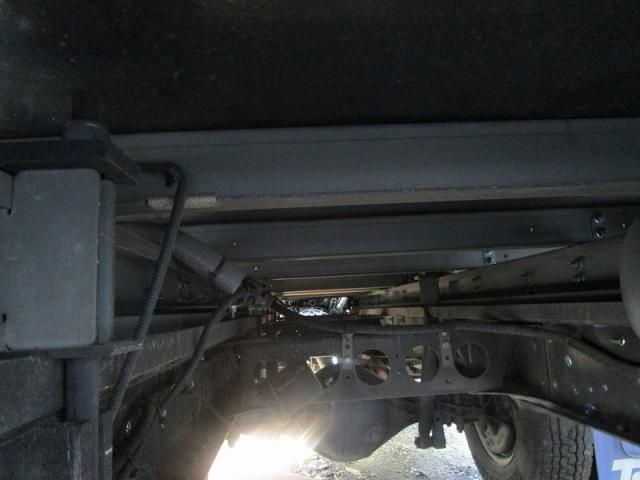 ISUZU ELF 2013 Image 31