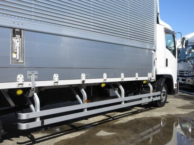 ISUZU FORWARD 2018 Image 31