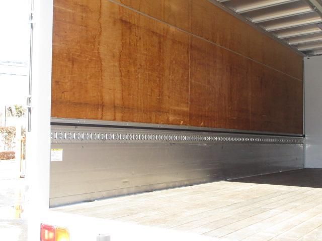 ISUZU FORWARD 2018 Image 31