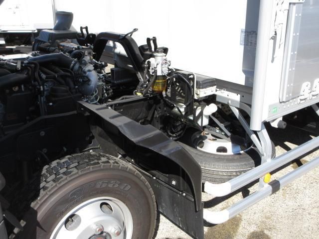 ISUZU FORWARD 2023 Image 31