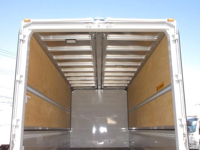 ISUZU FORWARD 2023 Image 31