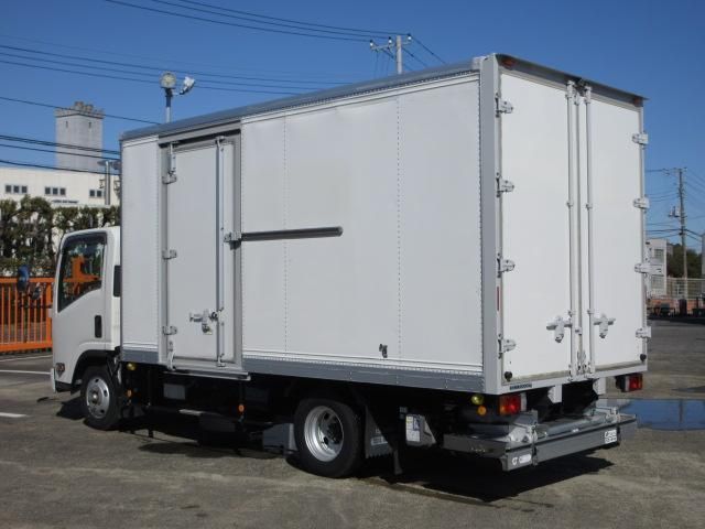 ISUZU ELF 2020 Image 31